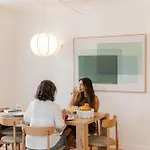 Apartmán C1 Modern & Bright! Charming With 2 Bedrooms In Bairro Alto, Downtown Lisboa